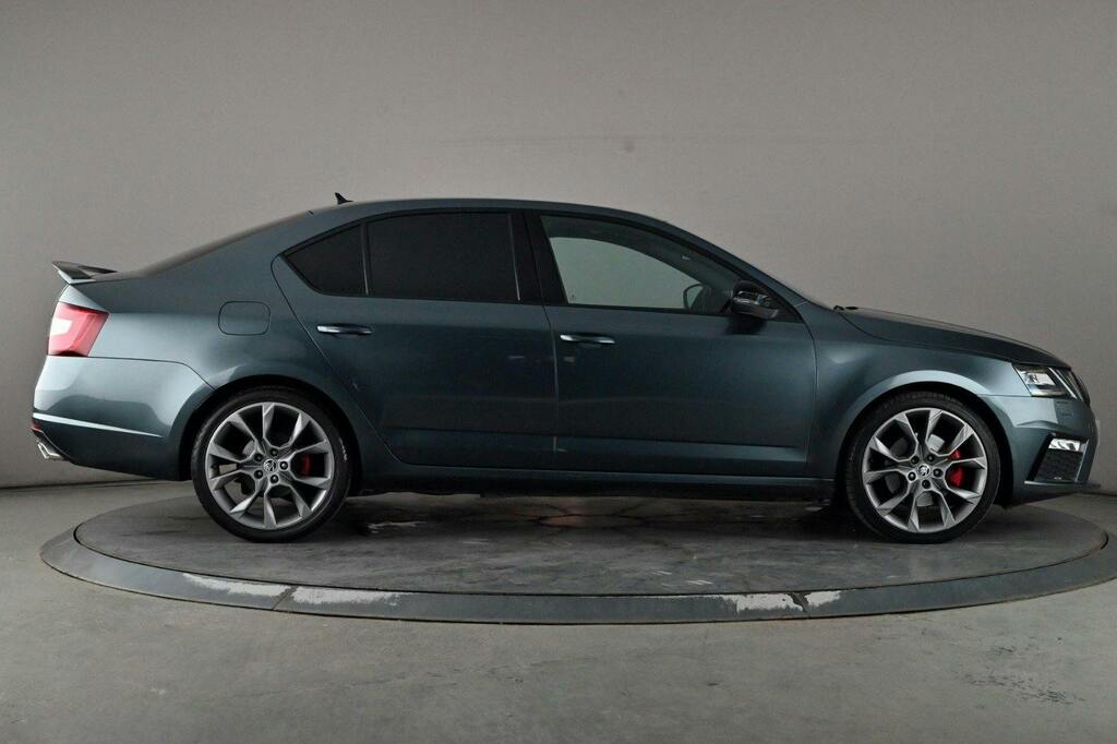 Skoda Octavia 2.0 Tdi Vrs Hatchback Dsg Ss Grey #3