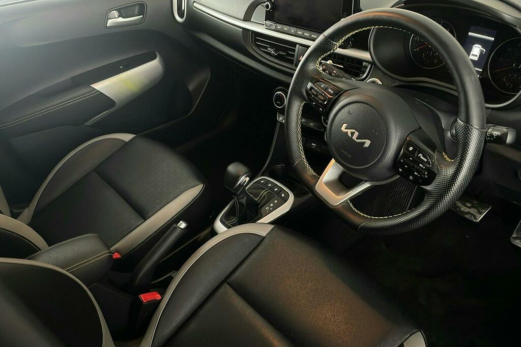 Kia Picanto 1.0 Gt-line 4 Seats White #10