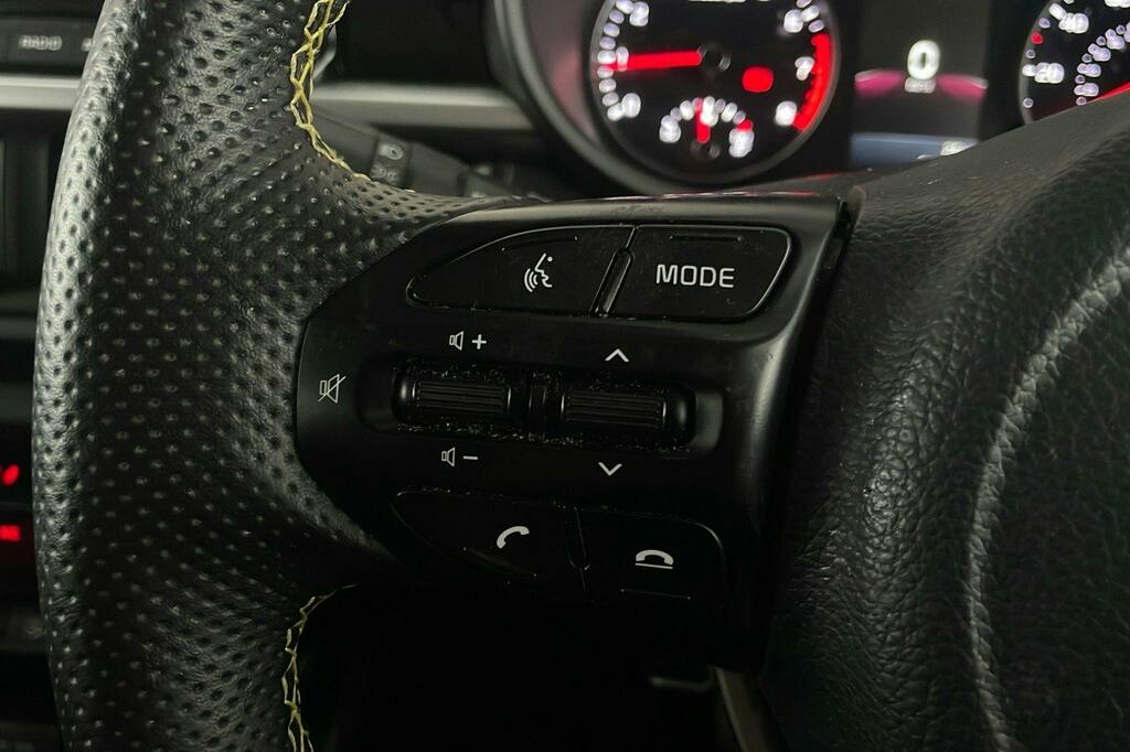 Kia Picanto 1.0 Gt-line 4 Seats White #14