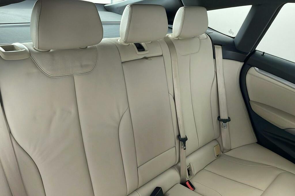 BMW 3 Series Gran Turismo Se Silver #8