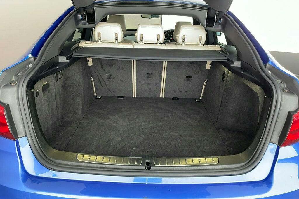 BMW 3 Series Gran Turismo Se Silver #21