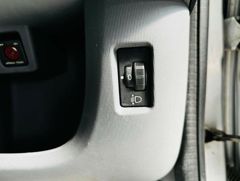 Toyota Aygo Hatchback #8