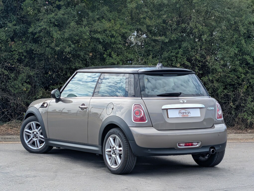 Mini Hatch Cooper 2012 1.6 18 000 Miles Silver #6