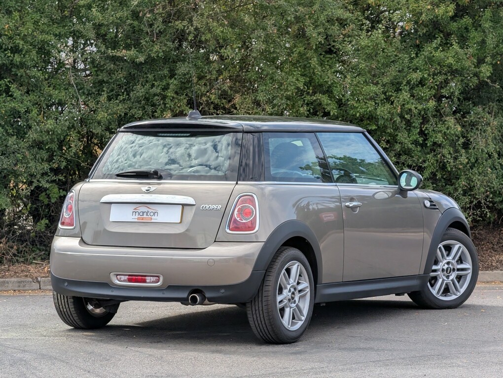 Mini Hatch Cooper 2012 1.6 18 000 Miles Silver #4