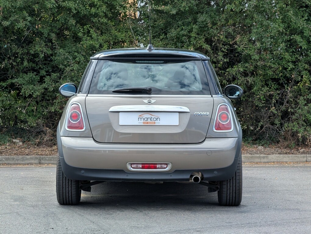 Mini Hatch Cooper 2012 1.6 18 000 Miles Silver #5