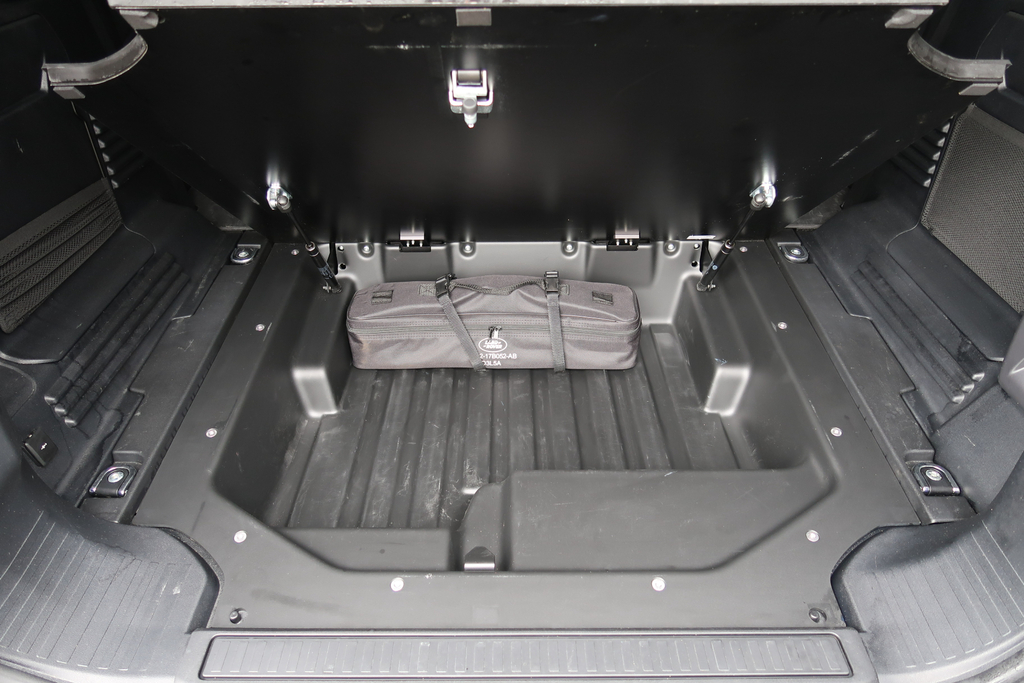 Land Rover Defender New Defender P525 #41