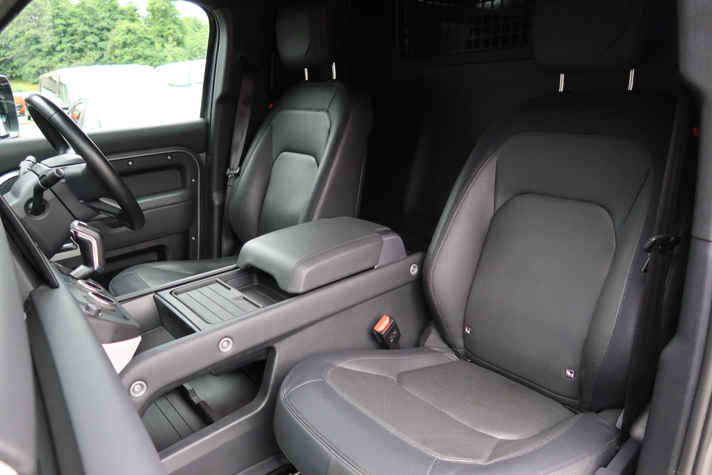 Land Rover Defender New Defender P525 #27