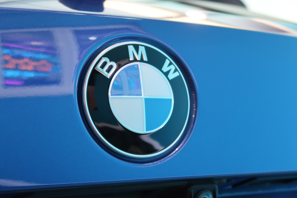 BMW 3 Series 22.3 Kwh M Sport Estate Step Plug In Hybr Blue #2