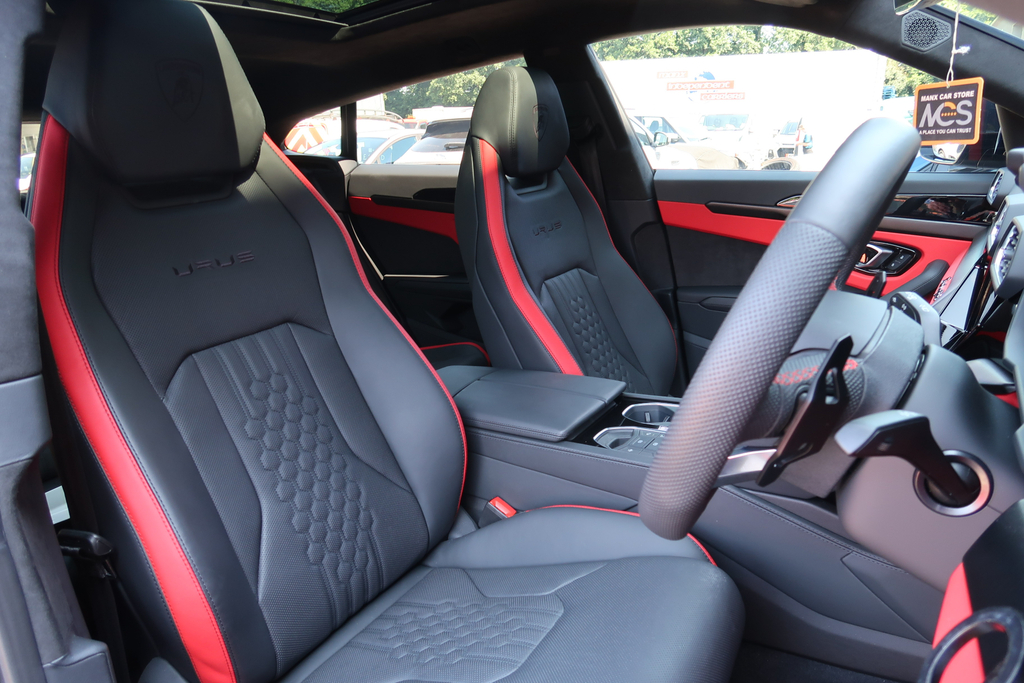 Lamborghini Urus Se #17
