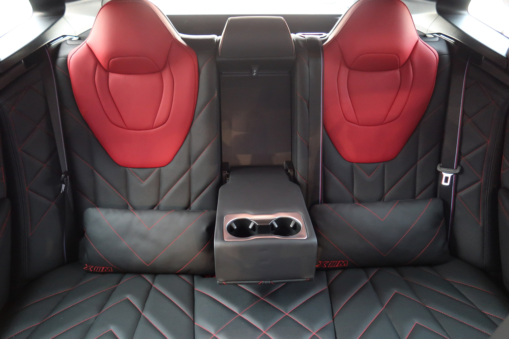 BMW XM Estate Black #46