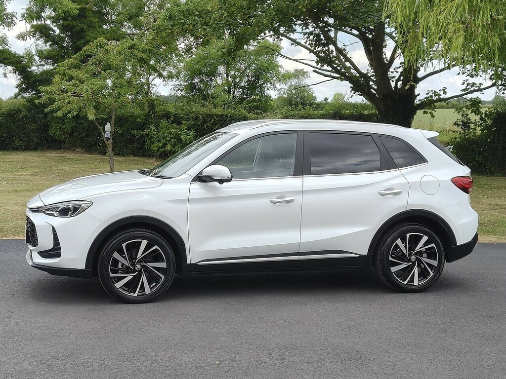 MG ZS Hybrid Trophy LC25YSX White #4