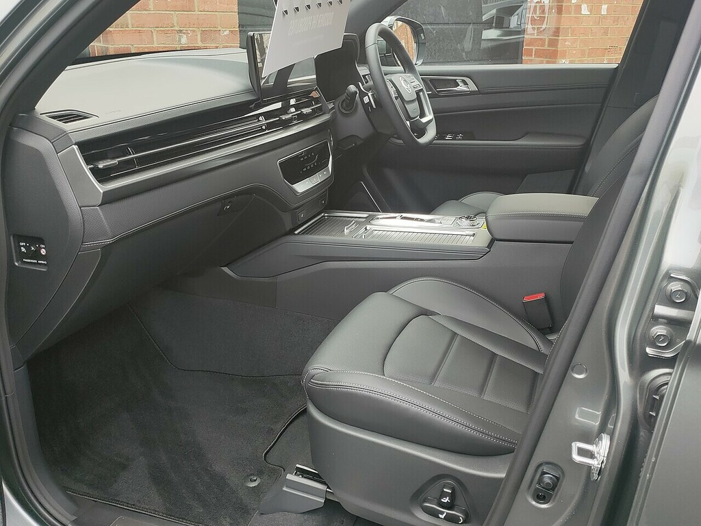 SsangYong Rexton K30 Grey #2