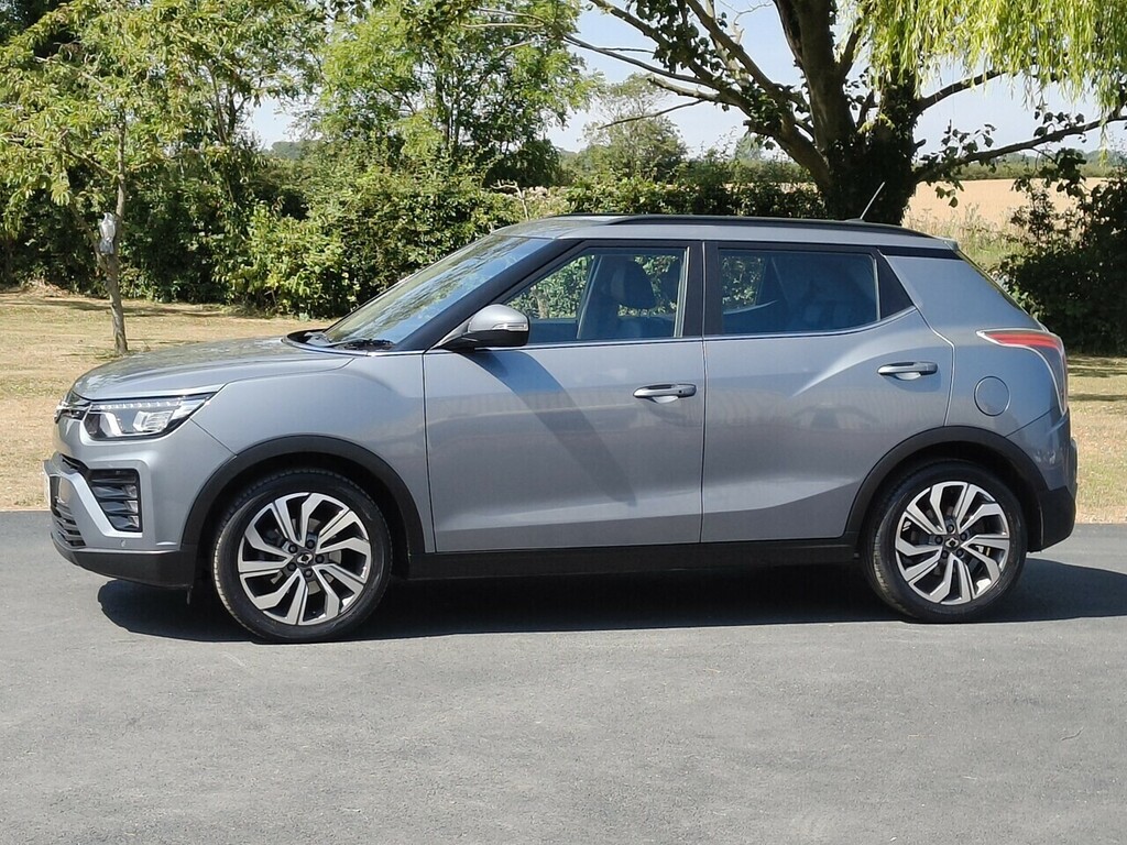 SsangYong Tivoli Ultimate Grey #4
