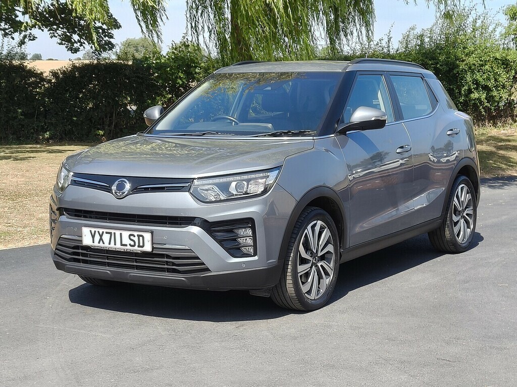 SsangYong Tivoli Ultimate Grey #3