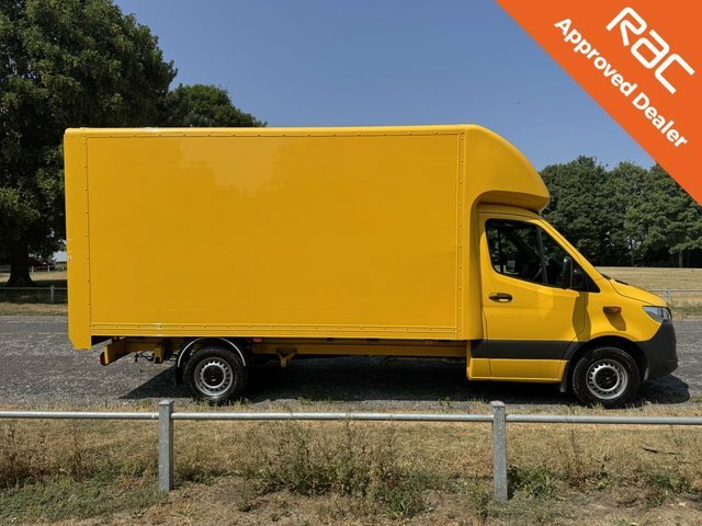 Mercedes-Benz Sprinter 2.1 314Cdi 3.5T. Luton Large Tail Lift Air Con Rwd Yellow #2