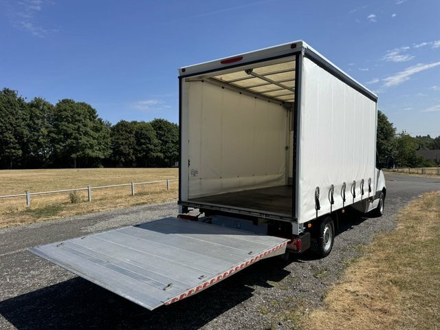 Mercedes-Benz Sprinter 2L Premium White #12