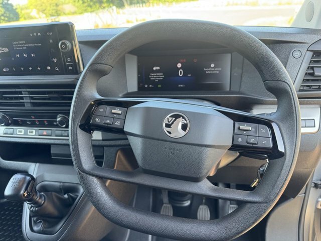 Vauxhall Vivaro 2.0 Turbo D 145 Prime H1 Van Grey #11
