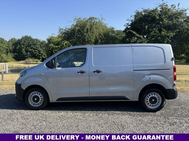 Vauxhall Vivaro 1.5 Turbo D 2900 Prime Panel Van 6Dr Grey #2