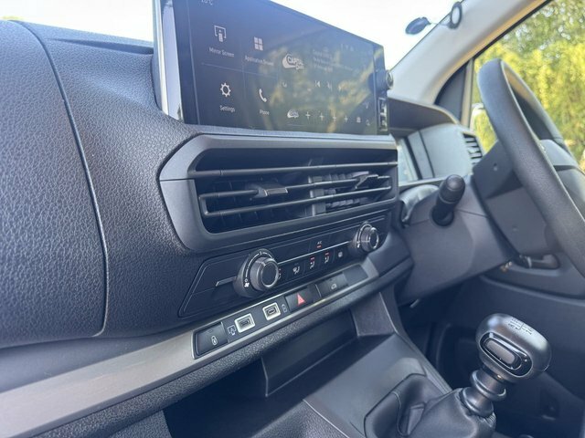 Vauxhall Vivaro 2.0 Turbo D 145 Prime H1 Van Grey #21
