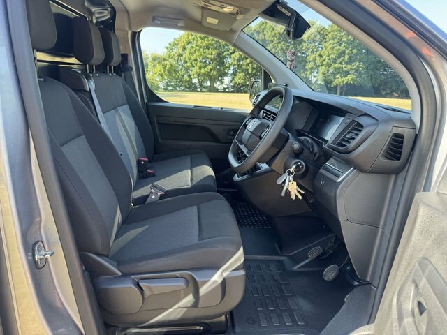Vauxhall Vivaro 2.0 Turbo D 145 Prime H1 Van Grey #9