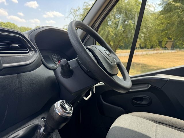 Nissan NV400 Dci 150 Tekna Black #17