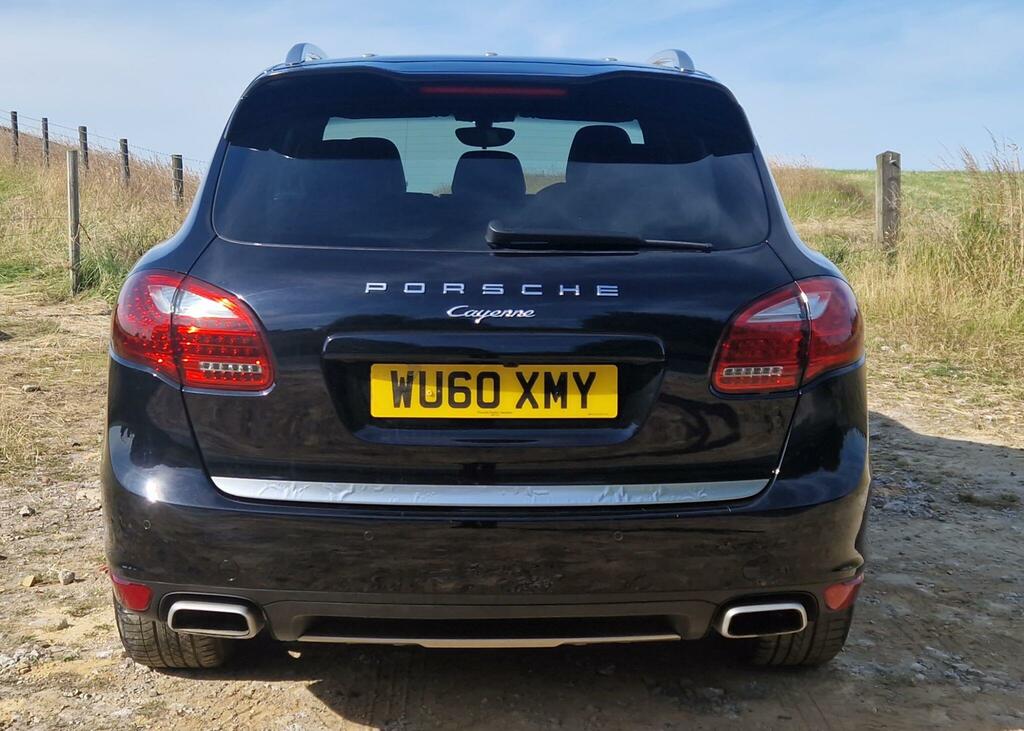 Porsche Cayenne V8 Turbo S Tiptronic Black #14