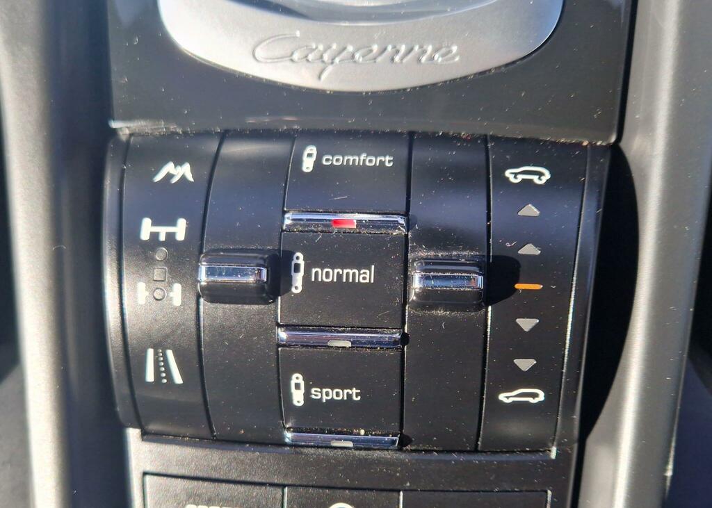 Porsche Cayenne V8 Turbo S Tiptronic Black #79