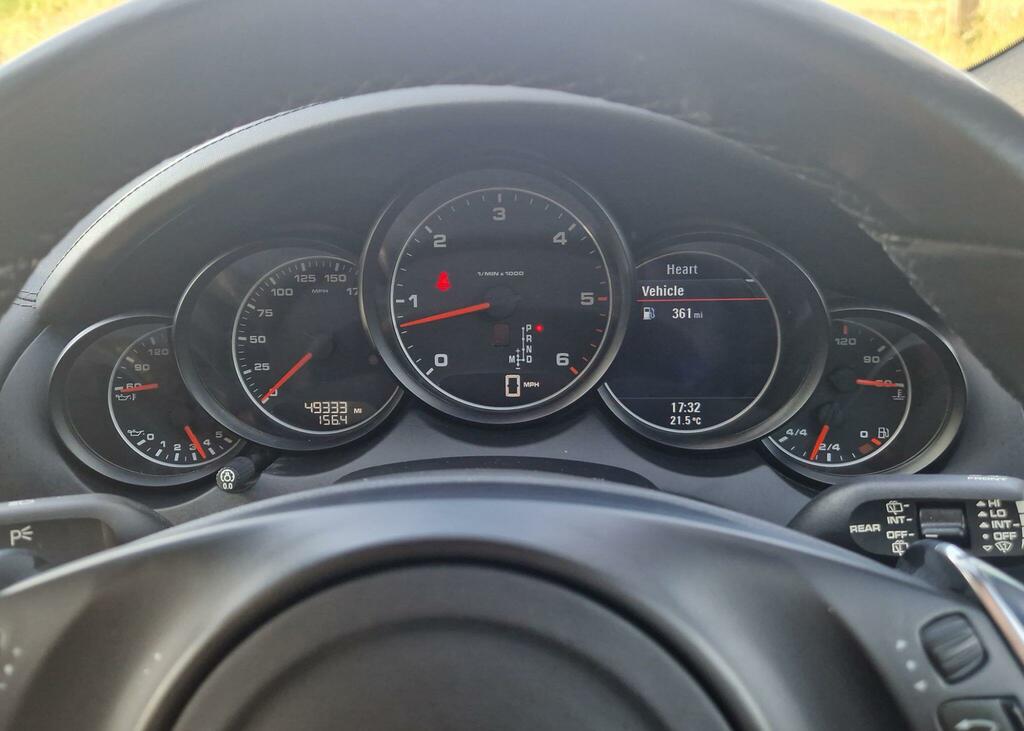 Porsche Cayenne V8 Turbo S Tiptronic Black #75