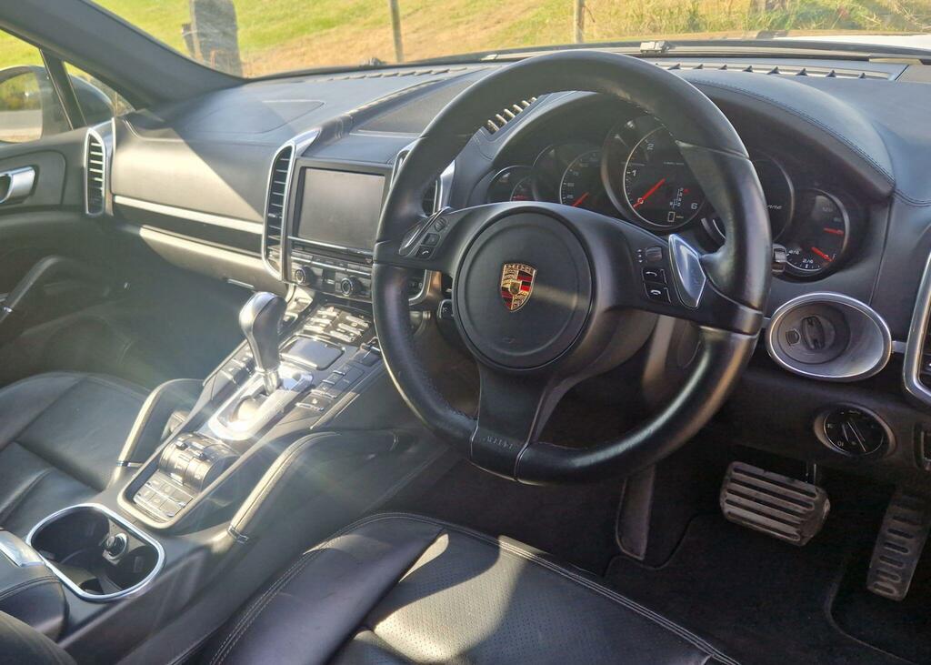 Porsche Cayenne V8 Turbo S Tiptronic Black #68