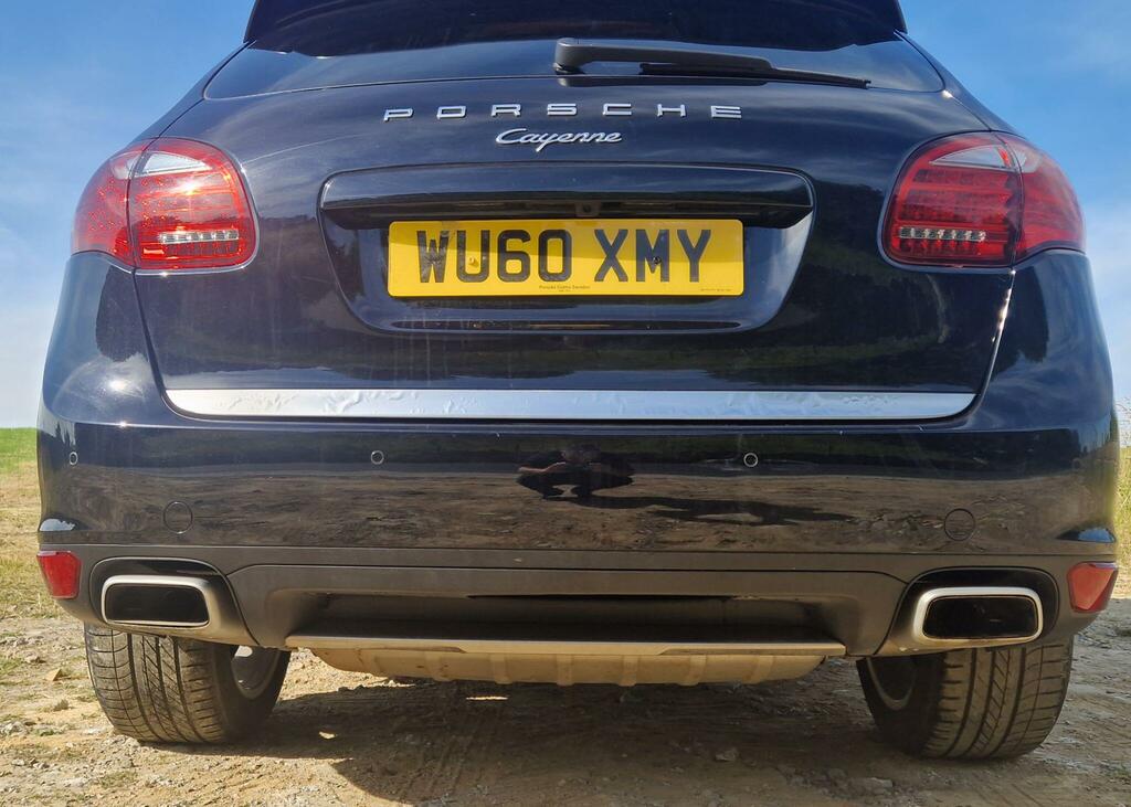 Porsche Cayenne V8 Turbo S Tiptronic Black #32