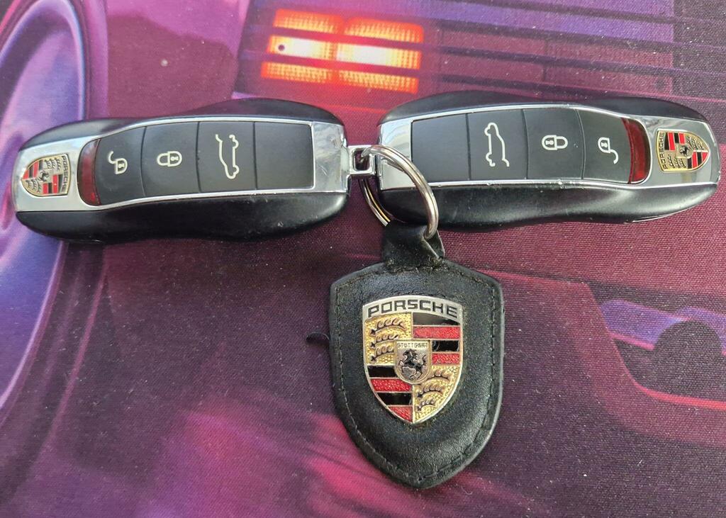 Porsche Cayenne V8 Turbo S Tiptronic Black #96