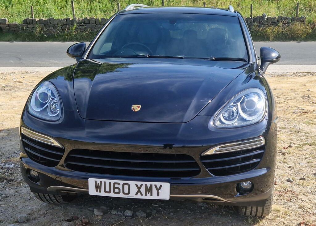 Porsche Cayenne V8 Turbo S Tiptronic Black #25