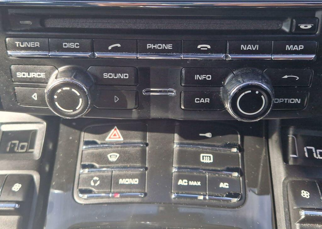 Porsche Cayenne V8 Turbo S Tiptronic Black #77