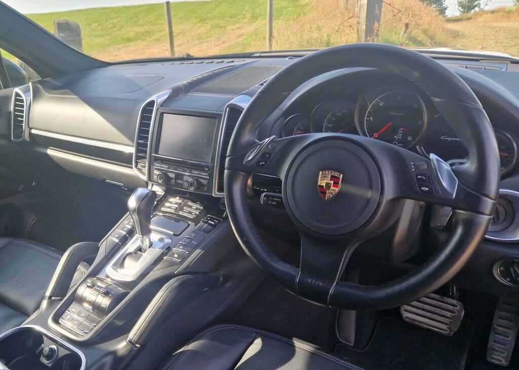 Porsche Cayenne V8 Turbo S Tiptronic Black #63