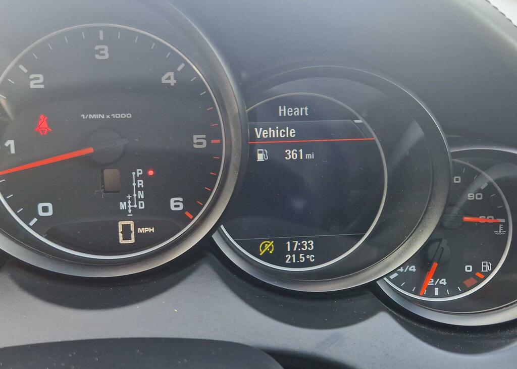 Porsche Cayenne V8 Turbo S Tiptronic Black #92