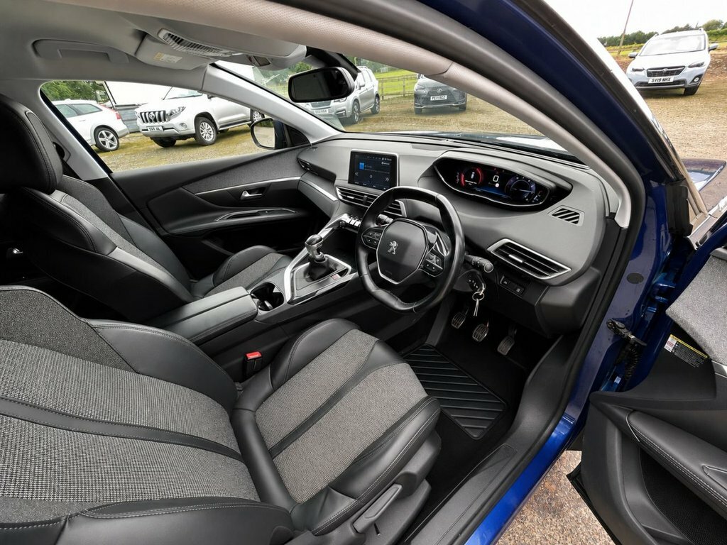 Peugeot 3008 1.5 Bluehdi Gt Line Premium Suv Eat Black #9