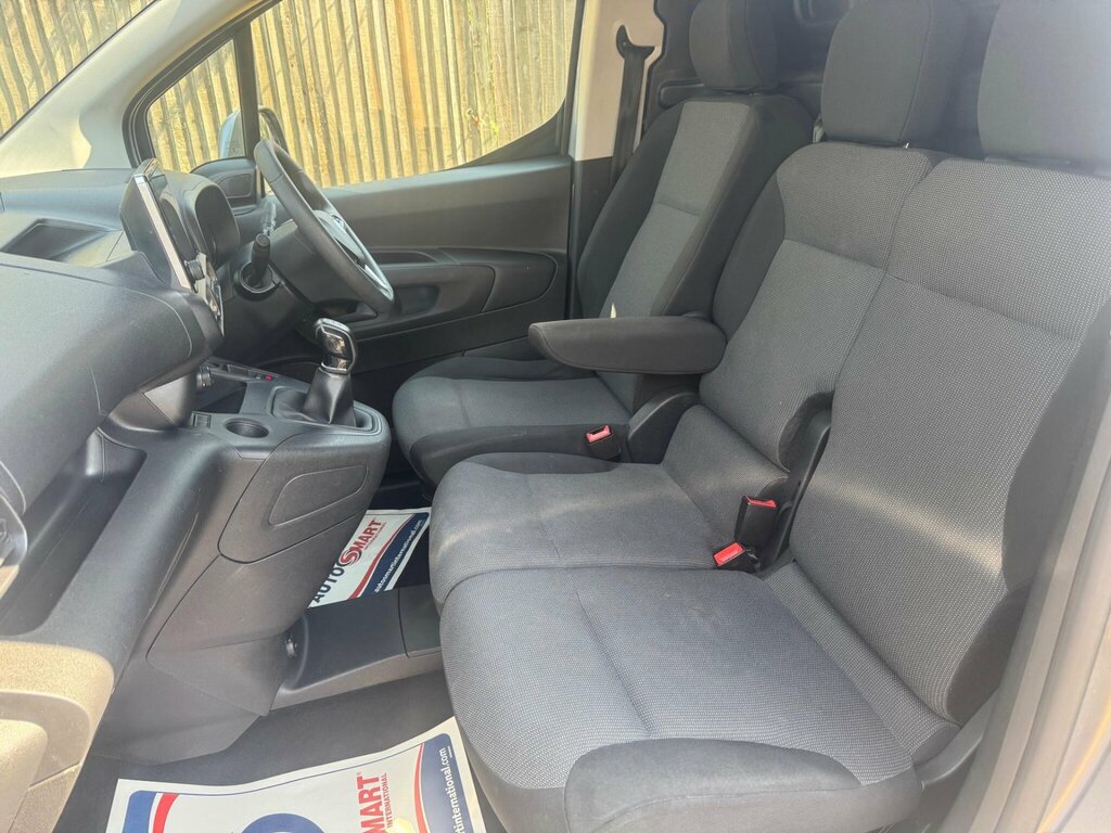 Vauxhall Combo 1.5 Turbo D Se 7 Seat Estate Blue #12