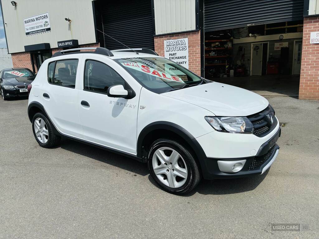 Dacia Sandero Stepway 0.9 Tce Ambiance Start Stop White