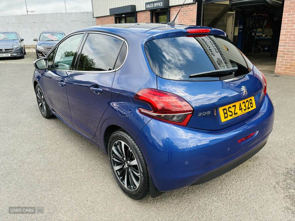 Peugeot 208 1.2 Puretech Allure Premium Blue #6