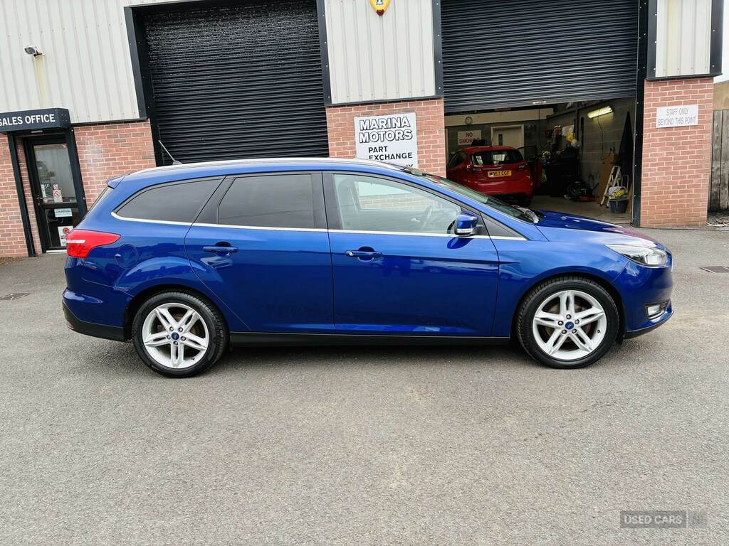 Ford Focus 1.5 Tdci 120 Zetec Edition Blue #2