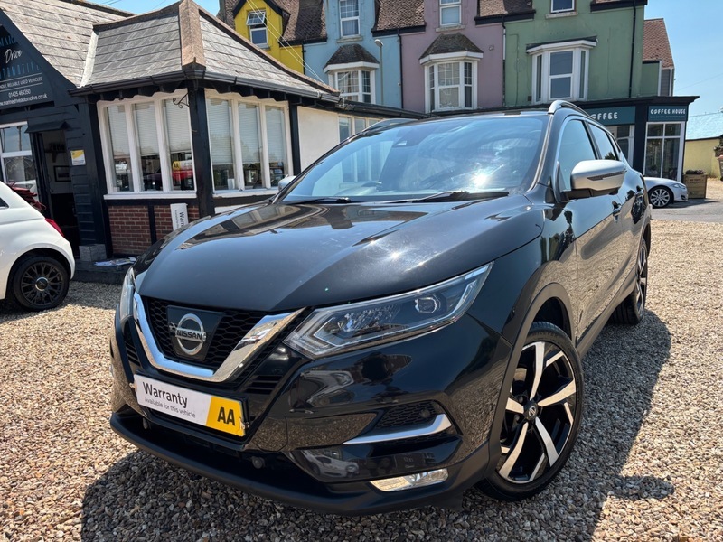 Nissan Qashqai 1.2 Dig-t Tekna Suv LP67EHY Black #4
