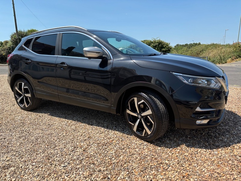 Nissan Qashqai 1.2 Dig-t Tekna Suv LP67EHY Black #6