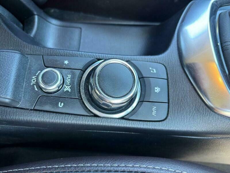 Mazda 2 1.5 Skyactiv-g Sport Nav Hatchback Manu White #26