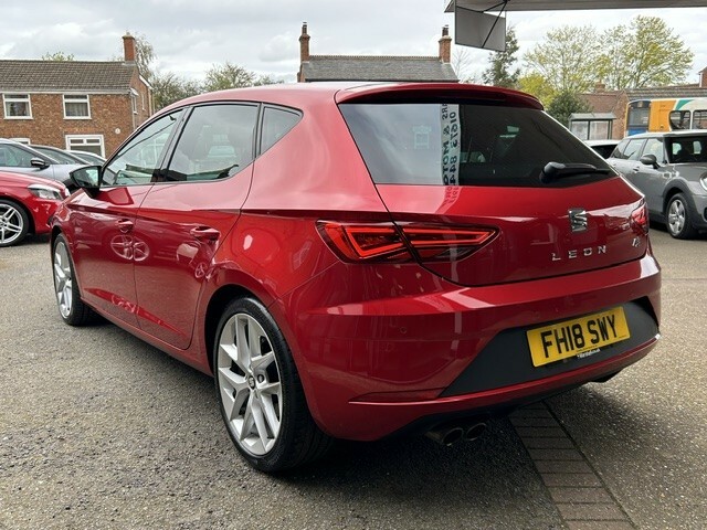 Seat Leon Hatchback 1.4 Tsi Fr Technology 2018 FH18SWY Red #6