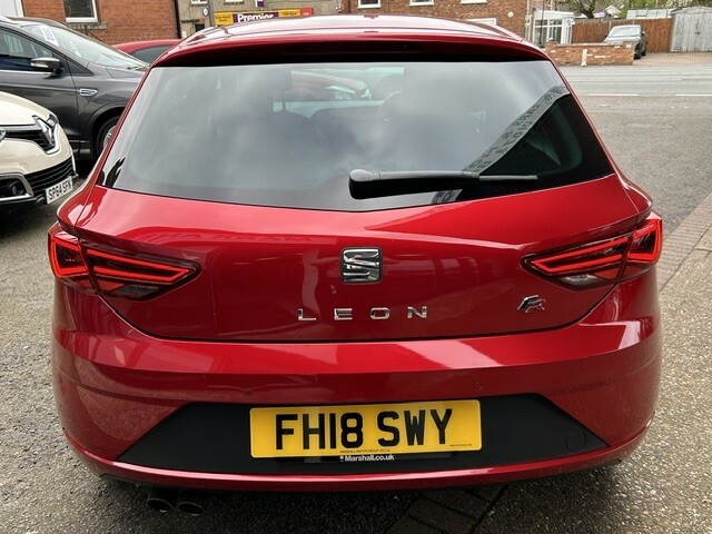 Seat Leon Hatchback 1.4 Tsi Fr Technology 2018 FH18SWY Red #4