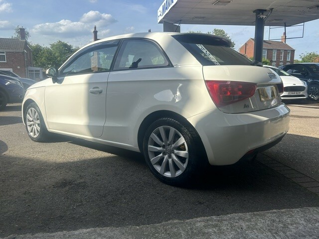 Audi A1 Hatchback 1.2 Tfsi Sport 2012 White #5