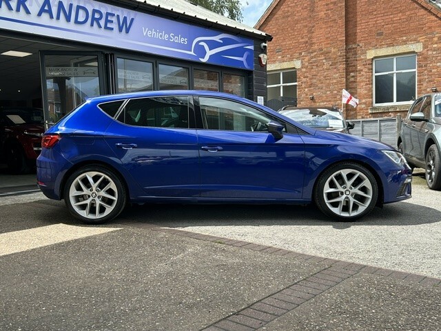 Seat Leon Hatchback 1.4 Tsi Fr Technology 2018 FT18BCO Blue #2