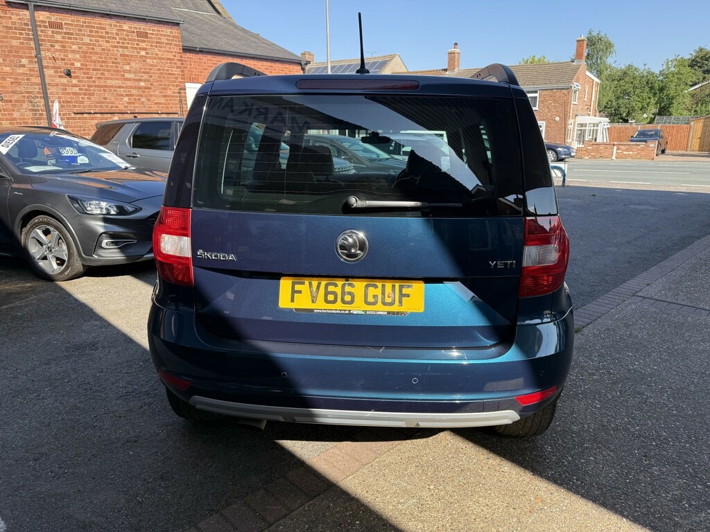 Skoda Yeti Suv 1.2 Tsi Se L 2016 Blue #5