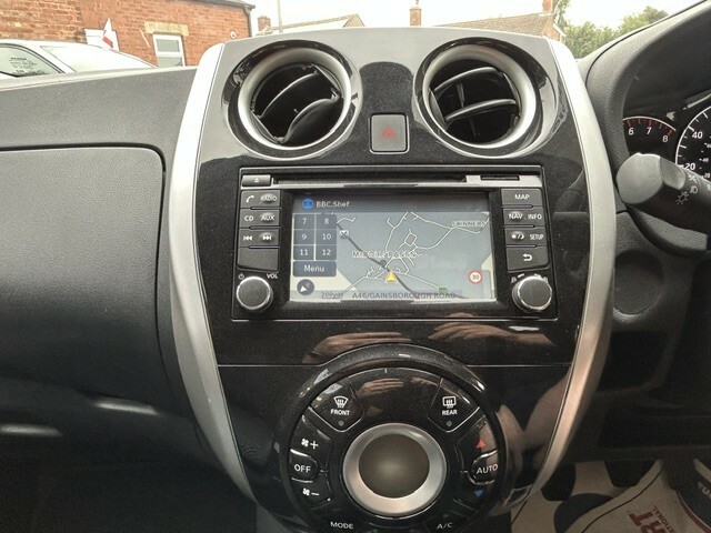 Nissan Note Acenta-only 1 Former Owner, Red #14