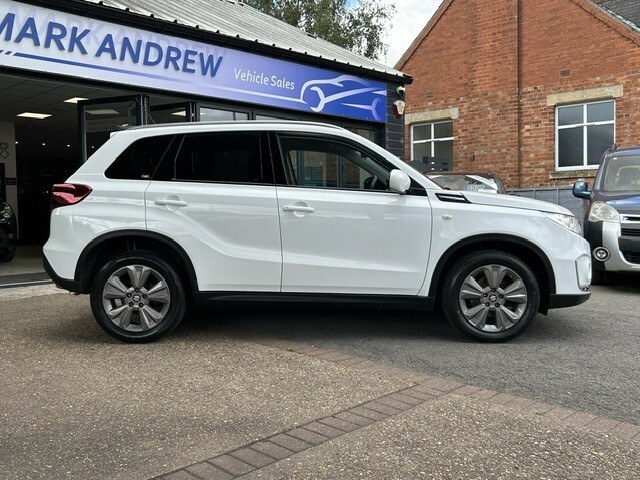 Suzuki Vitara 1.0 Boosterjet Sz-t White #2